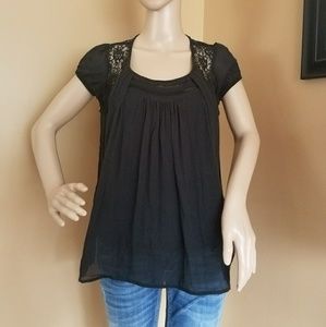 Jessica Simpson short sleeves peasant top